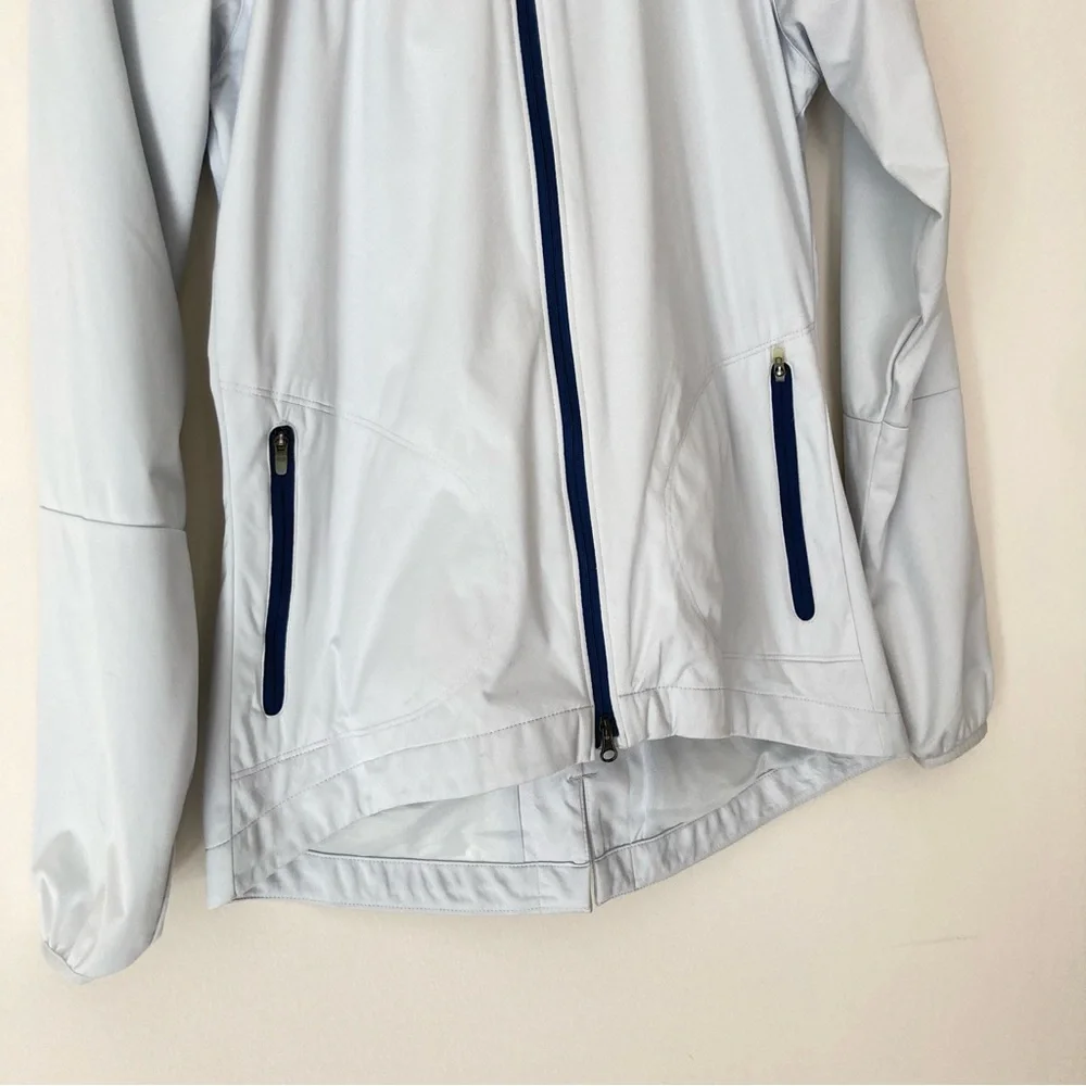 NIKE GOLF lightweight jacket in light blue and navy for hiking, walking, golf